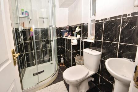 4 bedroom Detached house for sale in Sheldrake Road, Sleaford