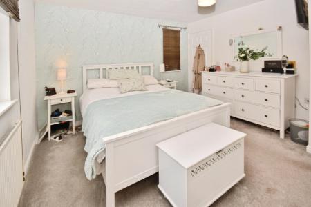 4 bedroom Detached house for sale in Sheldrake Road, Sleaford