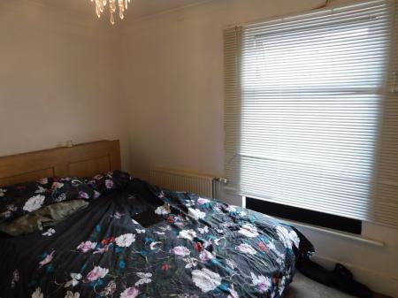 2 bedroom Terraced House for sale in James Street, Sheerness, ME12