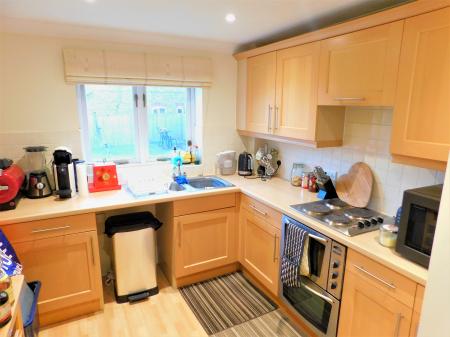 2 bedroom Ground floor flat for sale in Monins Road, Iwade, ME9