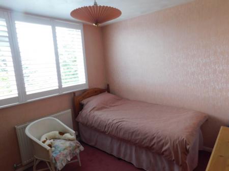 4 bedroom Semi-detached house for sale in Summerville Avenue, Minster, ME12