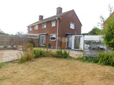 2 bedroom Semi-detached house for sale in Swanstree Avenue, Kemsley, Sittingbourne, ME10