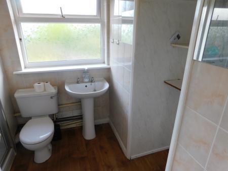 2 bedroom Semi-detached house for sale in Swanstree Avenue, Kemsley, Sittingbourne, ME10