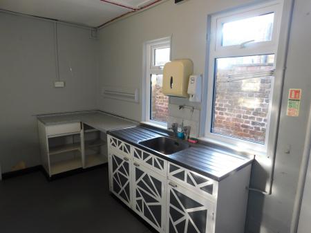 3 bedroom Commercial Property to let in Trinity Road, Sheerness, ME12