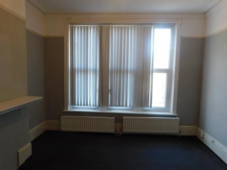 3 bedroom Commercial Property to let in Trinity Road, Sheerness, ME12