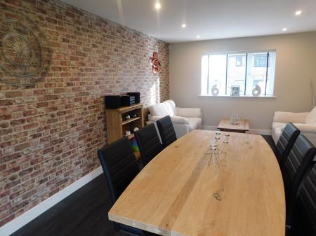 4 bedroom Semi-detached house for sale in Minster Road