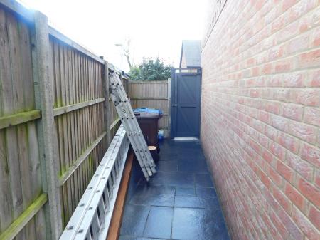 4 bedroom Semi-detached house for sale in Minster Road