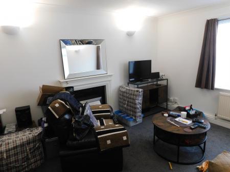 1 bedroom Flat to let in Chilham Close, Sheerness, ME12