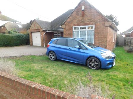3 bedroom Bungalow for sale in Minster Road, Minster, ME12