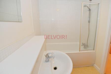 1 bedroom Flat for sale in Archers Road, Southampton, SO15