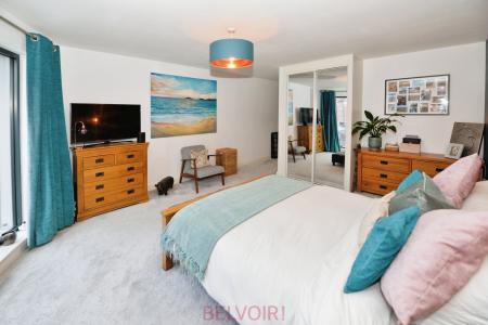 2 bedroom Flat for sale in 1 Royal Crescent Road, Southampton, SO14