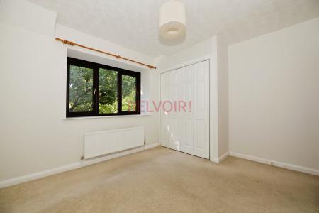 2 bedroom Flat for sale in Hursley Road, Chandler's Ford, SO53