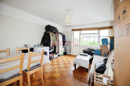 2 bedroom Flat for sale in Northlands Road, Banister Park, Southampton, SO15