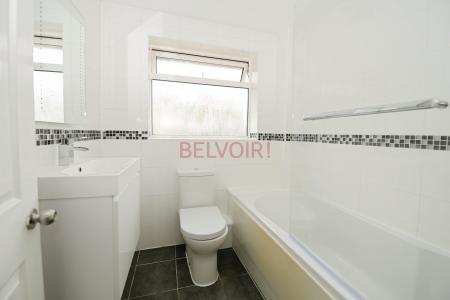 3 bedroom Terraced House for sale in Oakwood Drive, Southampton, SO16