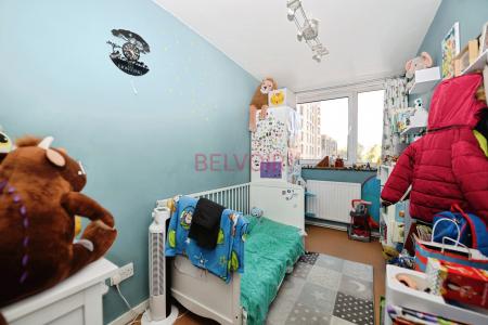 3 bedroom Flat for sale in Orchard Lane, Southampton, SO14