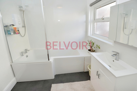 4 bedroom Terraced House to let in Arnold Road, Southampton, SO17