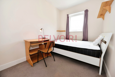 3 bedroom Terraced House to let in Burton Road, Southampton, SO15