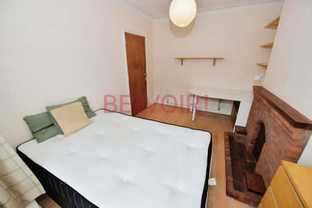 3 bedroom Terraced House to let in Burton Road, Southampton, SO15