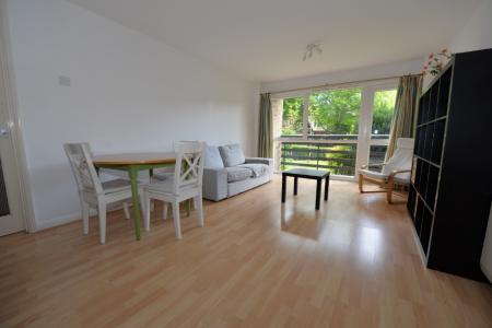 2 bedroom Flat to let in Westwood Road, Southampton, SO17