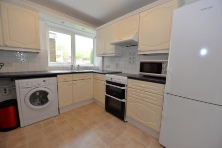 2 bedroom Flat to let in Westwood Road, Southampton, SO17