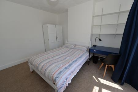 4 bedroom Semi-detached house to let in Mayfield Road, Southampton, SO17