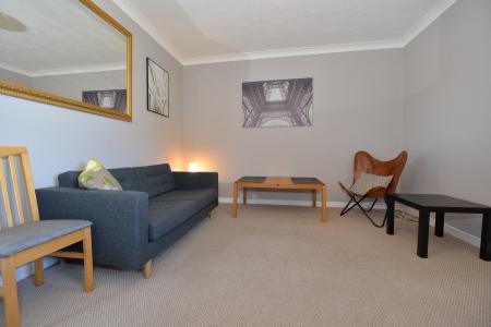 4 bedroom Semi-detached house to let in Mayfield Road, Southampton, SO17