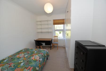 4 bedroom Semi-detached house to let in Mayfield Road, Southampton, SO17