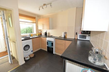 2 bedroom Semi-detached house for sale in New Road, Fair Oak, Eastleigh, SO50