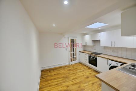 2 bedroom Terraced House to let in Rockstone Lane, Southampton, SO14