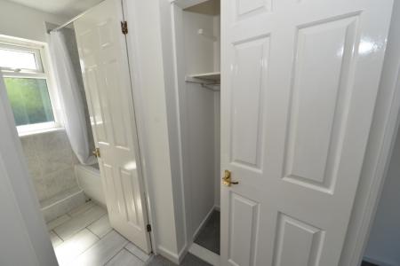 1 bedroom Studio flat to let in Nutfield Court., Southampton, SO16