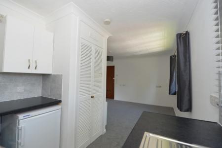 1 bedroom Studio flat to let in Nutfield Court., Southampton, SO16