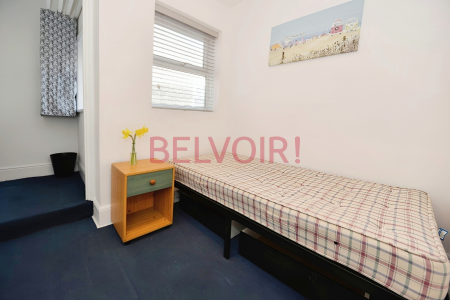 4 bedroom Terraced House for sale in Arnold Road, Southampton, SO17