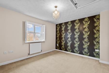 2 bedroom Semi-detached house for sale in Scarecrow Lane, Four Oaks, Sutton Coldfield, B75