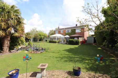 5 bedroom Detached house for sale in Cobgate Close, Whaplode, PE12