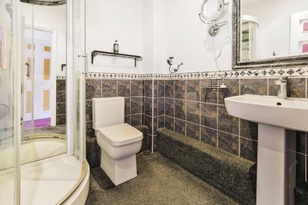 4 bedroom Semi-detached house for sale in Camborne Road, Sutton, SM2