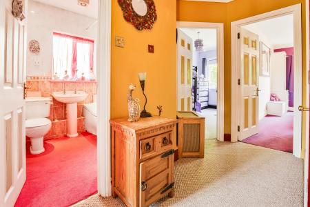 4 bedroom Semi-detached house for sale in Camborne Road, Sutton, SM2