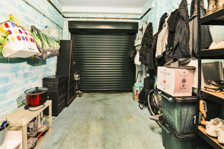 4 bedroom Semi-detached house for sale in Camborne Road, Sutton, SM2