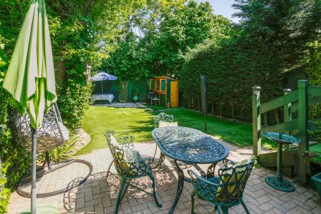 4 bedroom Semi-detached house for sale in Camborne Road, Sutton, SM2