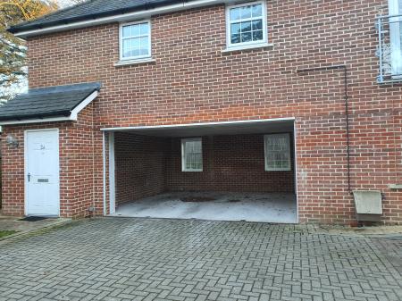 2 bedroom Flat for sale in 4 Damson Way, Carshalton Beeches, Carshalton, SM5