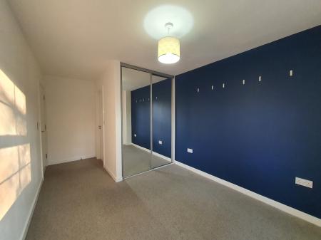 2 bedroom Flat for sale in 4 Damson Way, Carshalton Beeches, Carshalton, SM5