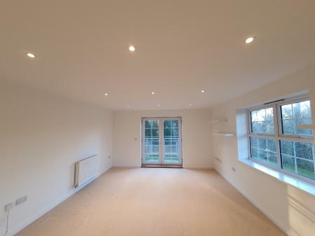 2 bedroom Flat for sale in 4 Damson Way, Carshalton Beeches, Carshalton, SM5