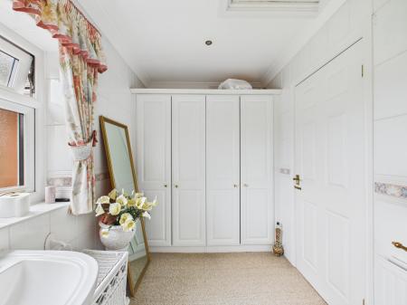 5 bedroom Detached house for sale in Albany Avenue, Prescot, L34