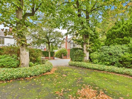 5 bedroom Detached house for sale in Albany Avenue, Prescot, L34