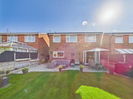 4 bedroom Detached house for sale in Alderley Close, Billinge, WN5