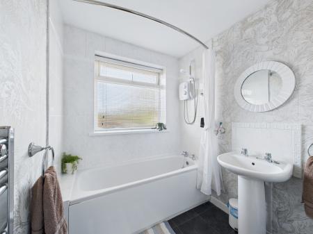 4 bedroom Detached house for sale in Alderley Close, Billinge, WN5