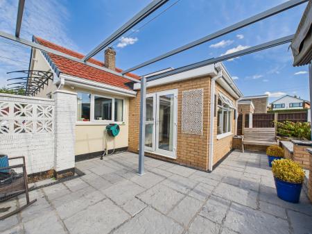 2 bedroom Bungalow for sale in Avondale Road, Haydock, WA11