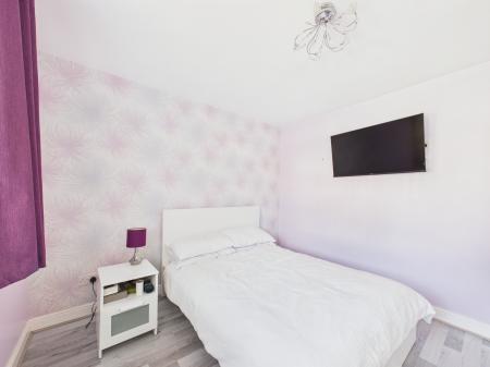 2 bedroom Bungalow for sale in Avondale Road, Haydock, WA11