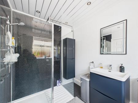 2 bedroom Bungalow for sale in Avondale Road, Haydock, WA11