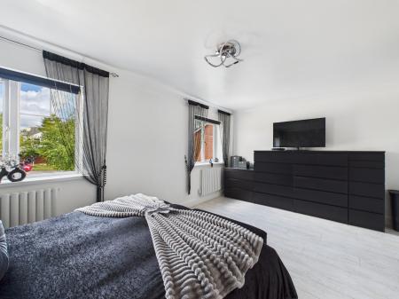 4 bedroom Detached house for sale in Calday Grove, St Helens, WA11