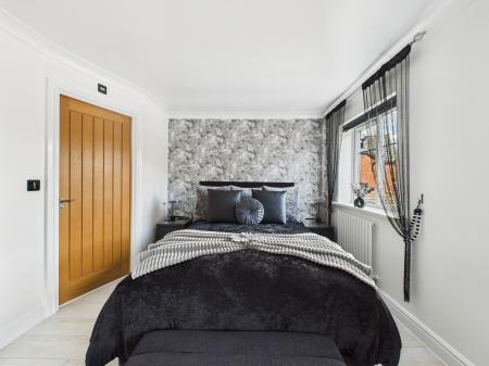 4 bedroom Detached house for sale in Calday Grove, St Helens, WA11